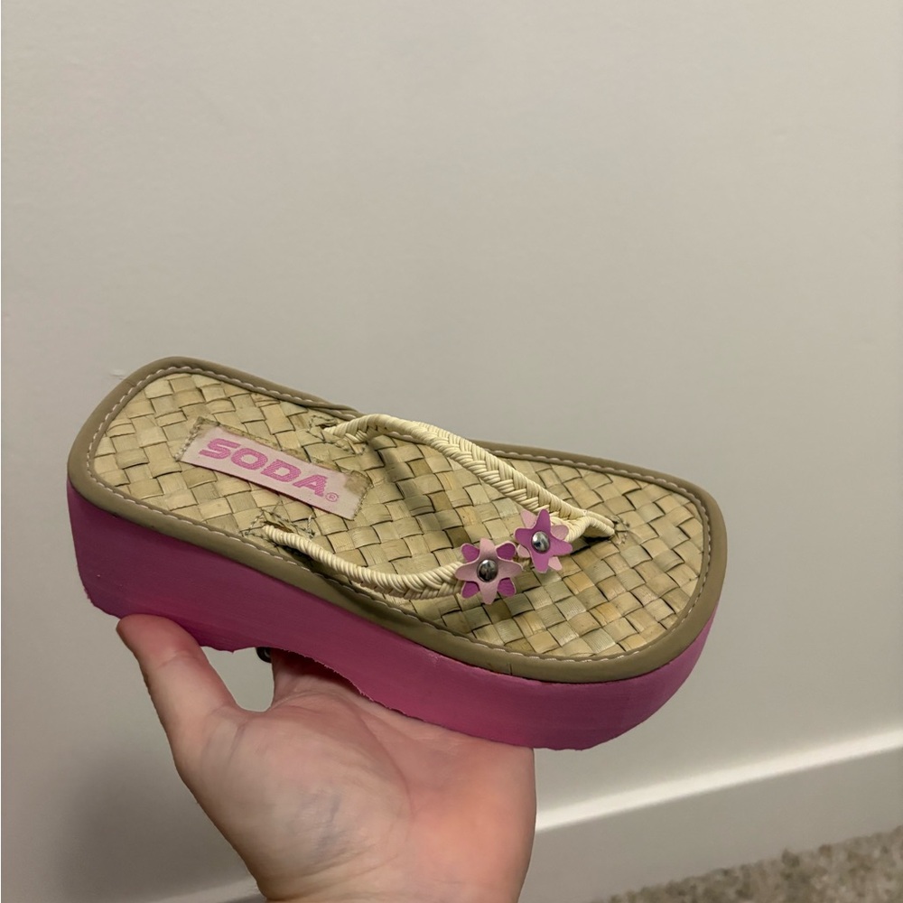New Soda Platform Sandals – Pink & Brown – Multiple Sizes - Picture 3 of 7